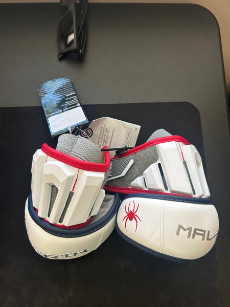 Richmond Men’s Lacrosse Team Issues Maverik Max Elbow Pads