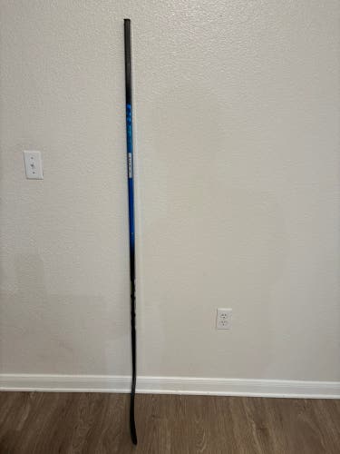 Senior CCM Jetspeed FT8 Pro Right Handed Hockey Stick (New)
