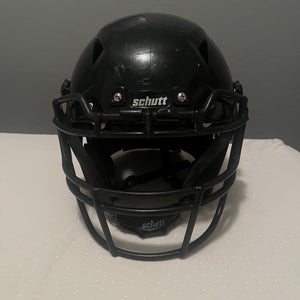 Extra Large Adult Schutt Vengeance A11 Helmet (Used)