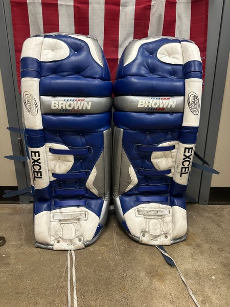 35" Goalie Leg Pads (Used)
