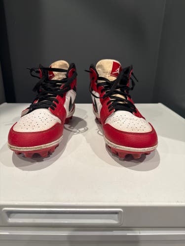 Red Men's Size M 9.0 (W 10.0) Adult Nike High Top Air Jordan Molded Cleats (Used)