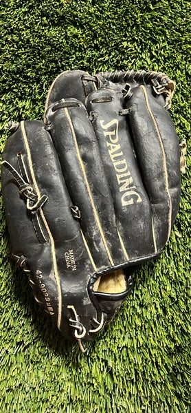 Spalding RH Baseball Glove 11.5" (Used)