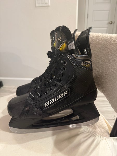 Bauer Supreme UltraSonic Hockey Skates 6.5 (Used)