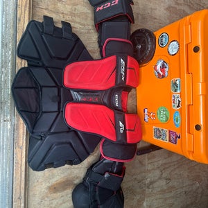 CCM Eflex 1.9 large Senior chest protector