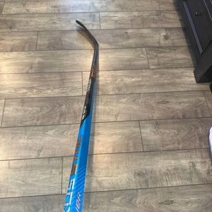 Intermediate Bauer Nexus Sync Right Handed Hockey Stick P28 (Used)