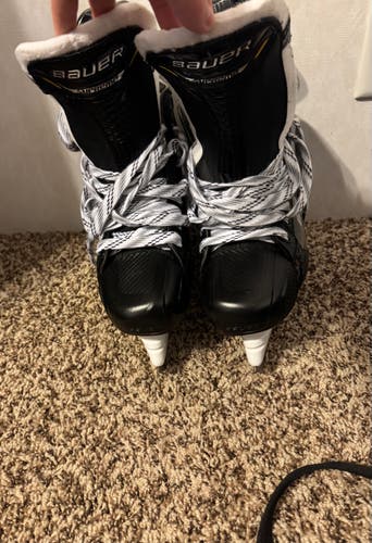 Bauer Supreme M5 Pro Hockey Skates 8.5 (New)