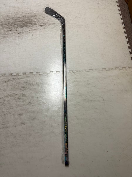 Bauer Twitch Left 87 Flex P92 (New)