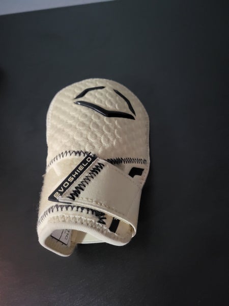 Senior EvoShield Wrist w/ Strap (Used)