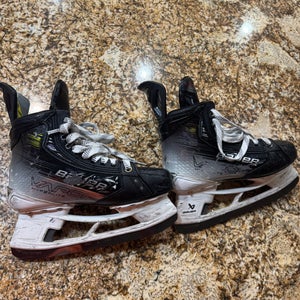 Bauer Vapor Hyperlite 2   Size 5.5 Fit 1