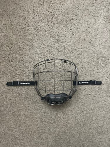 Large Bauer FM7500 Grey Cage