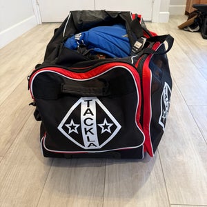NEW Wheeled Hockey Bag - Junior