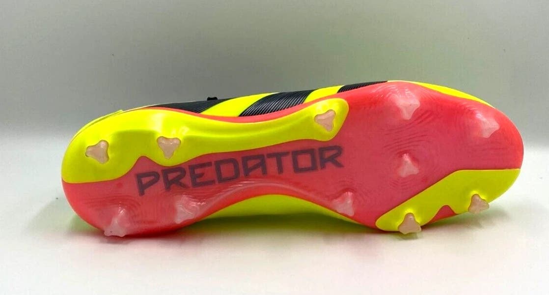 SOLD OUT*** Size 10.5 ADIDAS PREDATOR PRO FG Men display picture 1