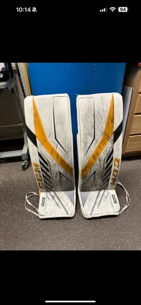 CCM Pro Stock Axis Pro Pads