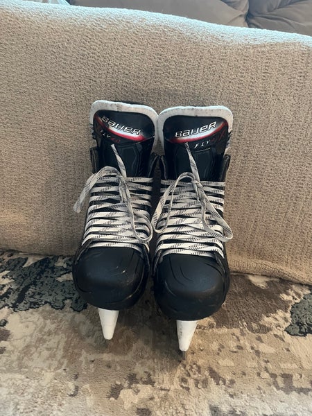 Bauer Fly 40 Hockey Skates Size 7 Fit3