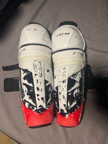 Intermediate CCM Jetspeed FT485 13" Shin Pads  (Used)