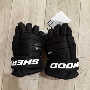 NEW Sherwood T60X Hockey Player Gloves