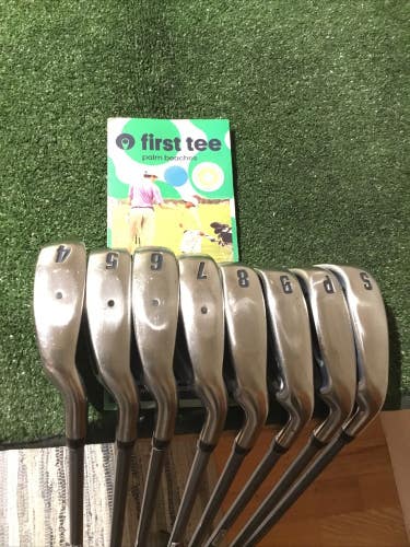 King Cobra Ladies 3400 I/XH Transition Design Irons Set (4-PW-SW) 50g Graphite