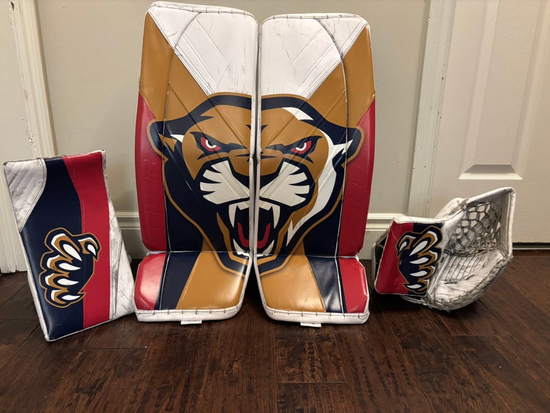 30"  2024 Bauer Vapor X5 Pro Regular Goalie Full Set (Used)