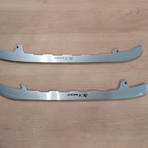 CCM SpeedBlade XS 287 mm runners (Used) great condition