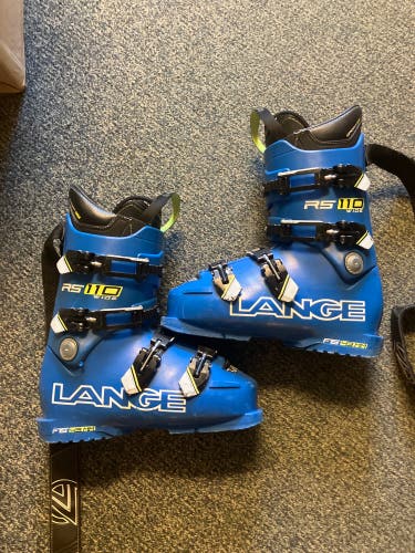 Lange Ski Boots Medium Flex (New)