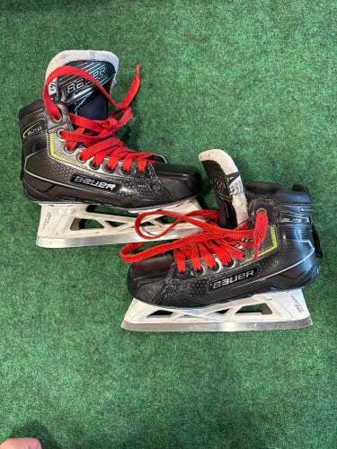 Intermediate Bauer Elite Hockey Goalie Skates | (Fit 1) Size 4.5 (Used)