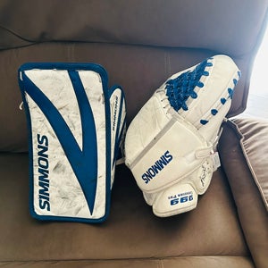 Simmons 994 Intermediate sized mitts, very good condition