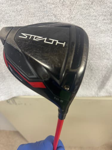 TaylorMade Stealth Driver 10.5 Stiff Flex Graphite Right Handed