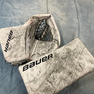 Int Bauer Vapor X5 Pro Goalie Glove & Blocker Set Regular (Used)