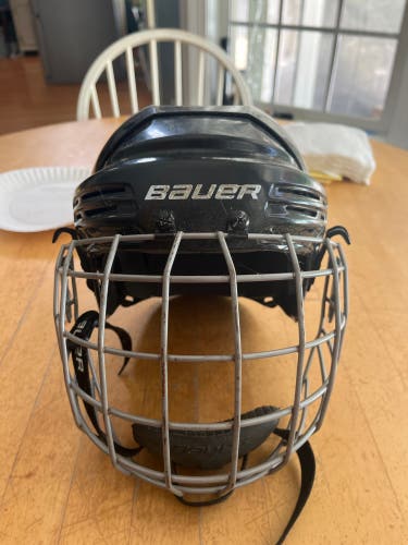 Medium Bauer BHH2100M Helmet (New)