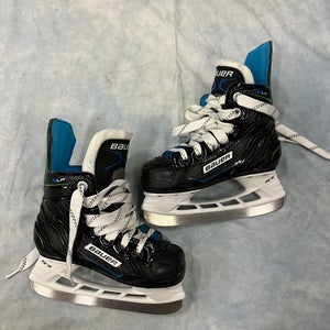 Youth Bauer XLP Hockey Skates Regular Width 9 (New)