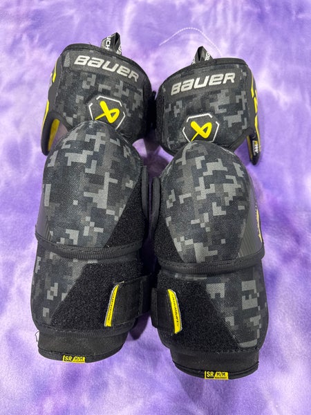 Senior Medium Bauer Supreme M3 Elbow Pads (Used)