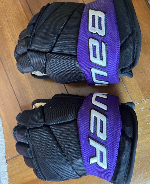 USHL Tri City Storm Used Bauer Vapor team pro Gloves 14"