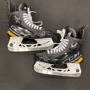 Senior CCM JetSpeed FT6 Pro Hockey Skates Pro Stock Size 6 (Used)