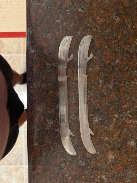 Bauer Fly-X 212mm Runners  (Used)