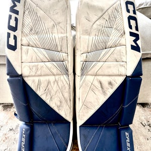 28"  CCM Eflex 6.5 Goalie Leg Pads (Used)