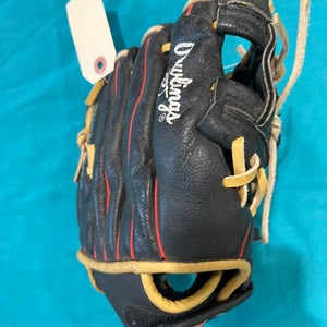 Black Rawlings Highlight Series RH Infield Baseball Glove 10.5" (Used)
