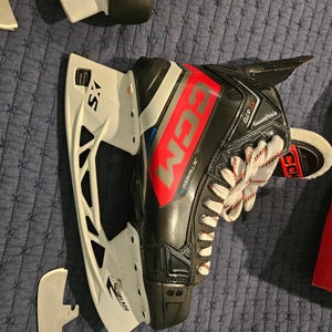 2024 CCM JetSpeed FT670 Hockey Skates Regular Width 10 (Used)
