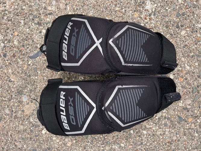 Bauer knee pads