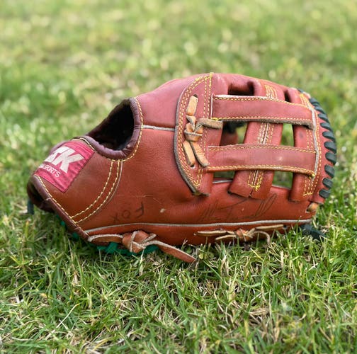 SSK baseball glove