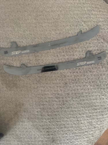 Pro Stock CCM Black Step Steel 271 mm (Used)