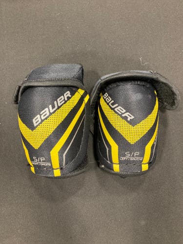 Youth Small Bauer Supreme TotalOne MX3 Elbow Pads (Used)
