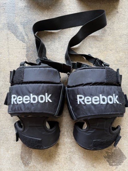 USED Reebok Pro Knee Pads w/ Garter