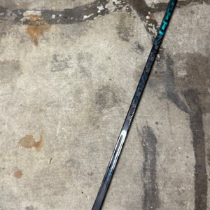 USED Senior CCM Vizion Right Handed Hockey Stick P29+1/4 85 FLEX