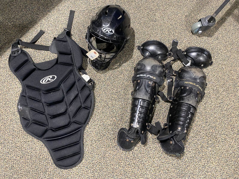 Rawlings Renegade Intermediate Catcher's Set