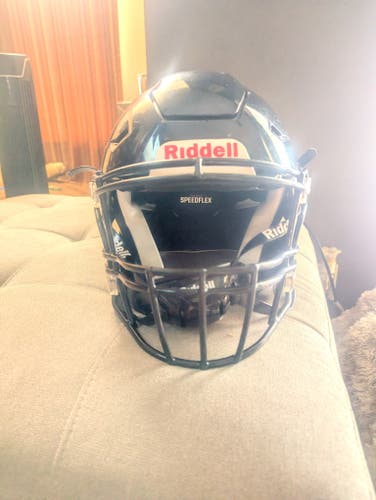 Medium Adult Riddell SpeedFlex Helmet