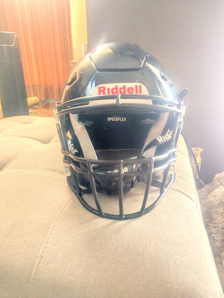 Medium Adult Riddell SpeedFlex Helmet
