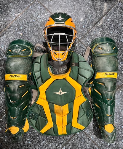 Used All Star Green & Gold System Series 7 Axis CC NOSCAE Certified Pro Catcher’s Gear