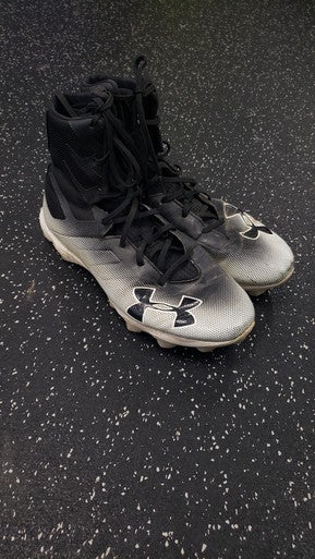 Used Under Armour Adult FB Cleats Black Senior 9 11849-S000029686