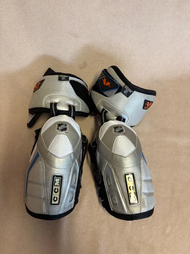 Senior Small CCM V8 Elbow Pads (Used)