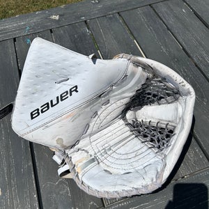 Bauer hockey goalie glove 2x Senior